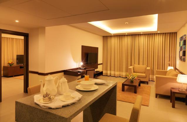 24 Tech Hotel Bangalore Esterno foto
