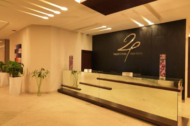24 Tech Hotel Bangalore Esterno foto